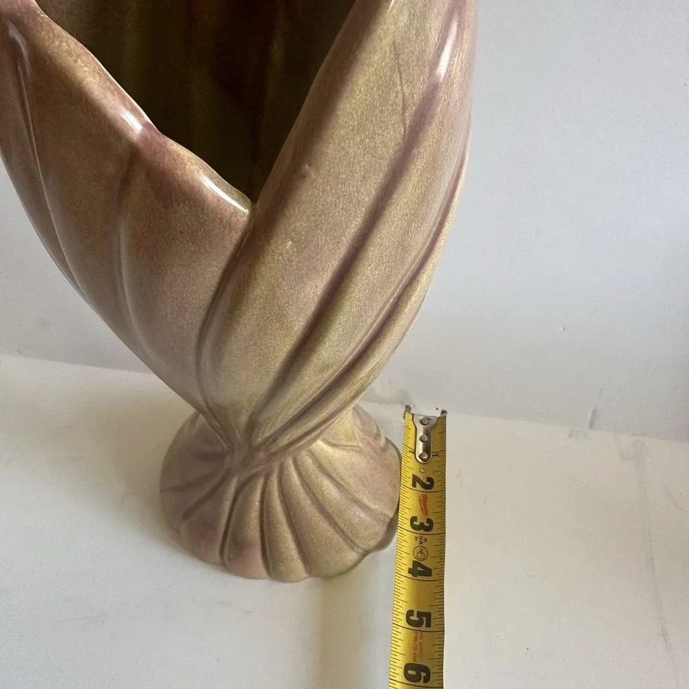 Vintage‎ West Coast Pottery Vase Beautiful Green and Pink Glaze 13.25